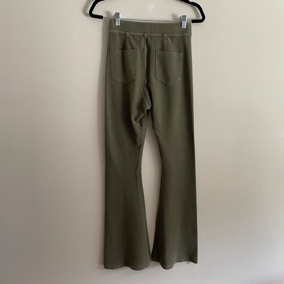 Offline By Aerie Women M Olive Green PartyFavor High Waisted Flare Legging - Picture 6 of 10